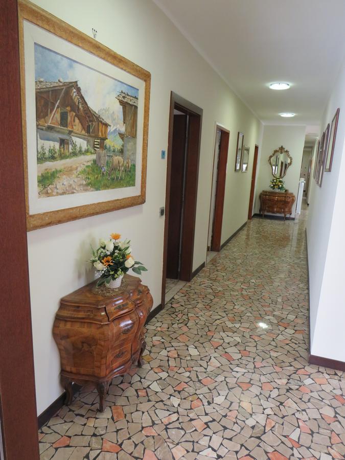 Garni Domus Mea Hotel Merano Eksteriør billede