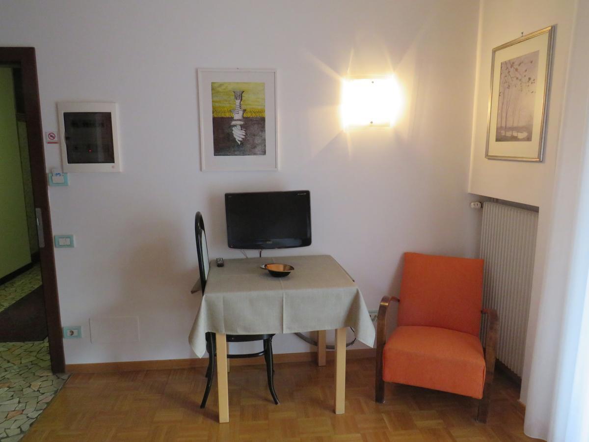 Garni Domus Mea Hotel Merano Eksteriør billede