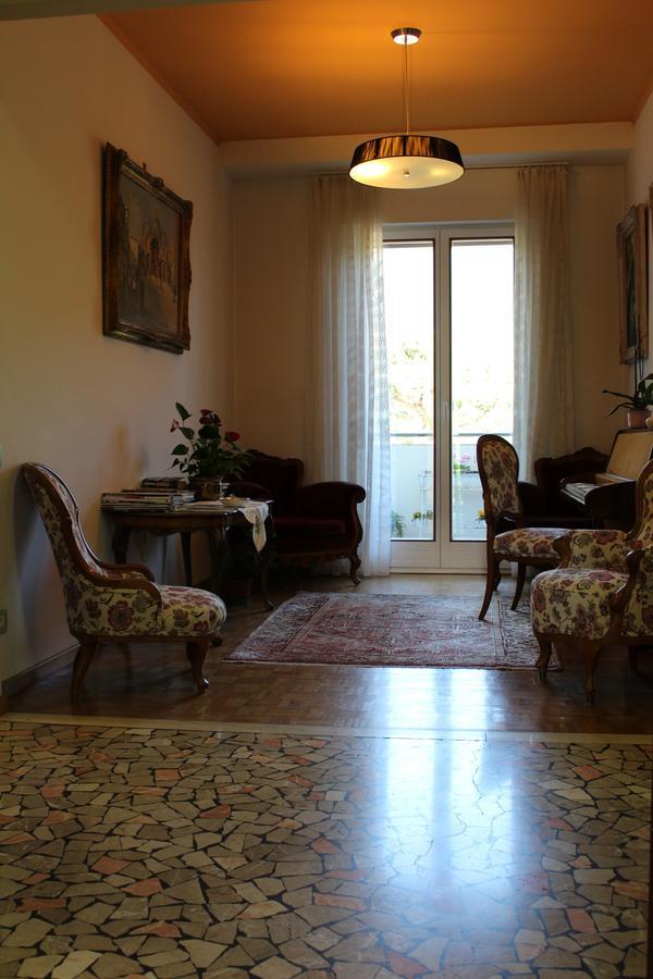 Garni Domus Mea Hotel Merano Eksteriør billede