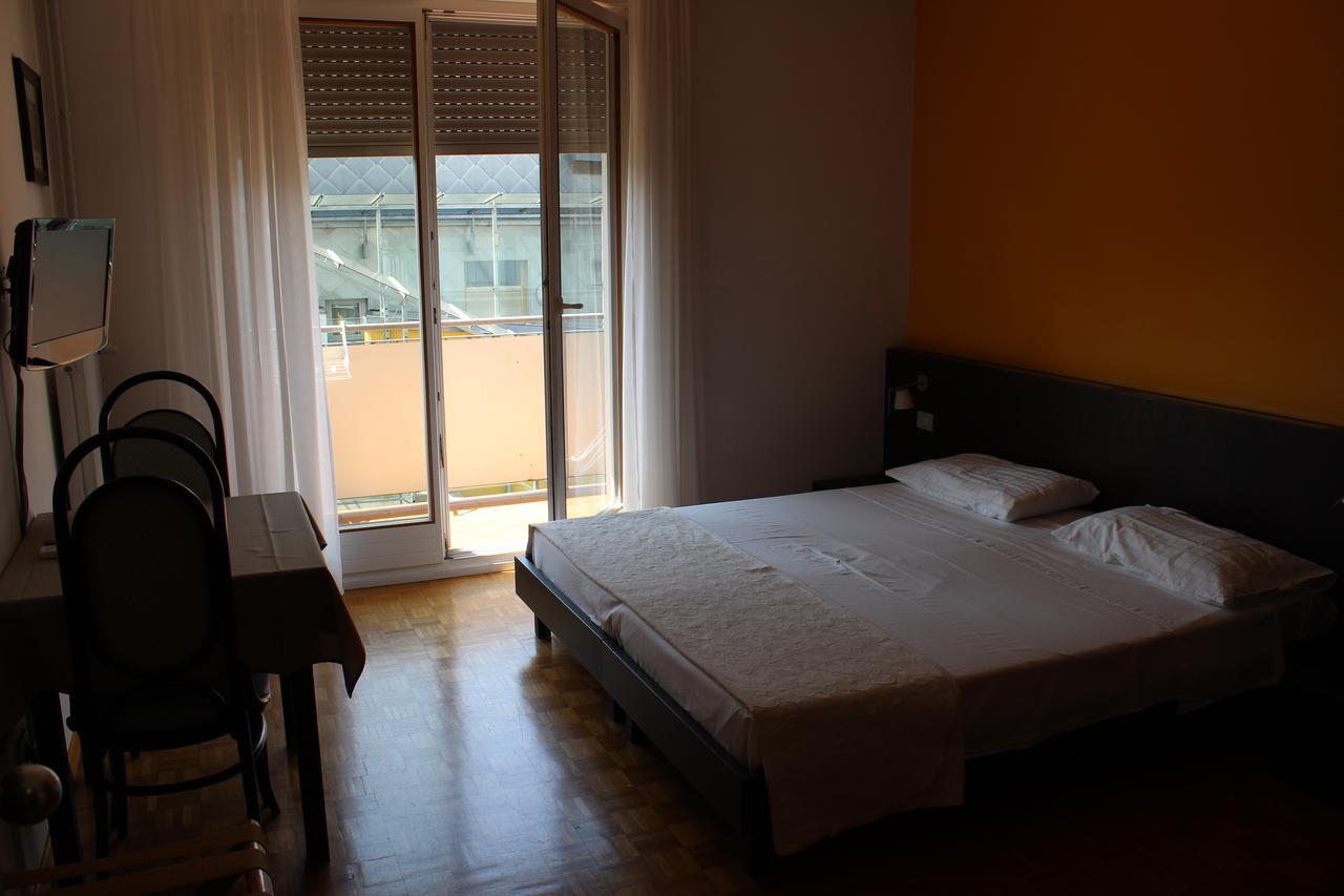 Garni Domus Mea Hotel Merano Eksteriør billede