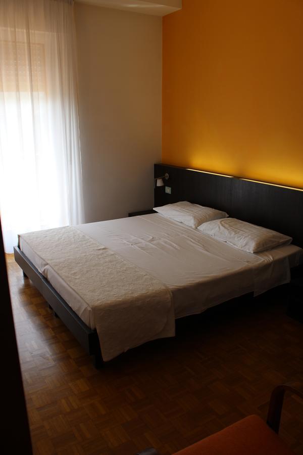 Garni Domus Mea Hotel Merano Eksteriør billede